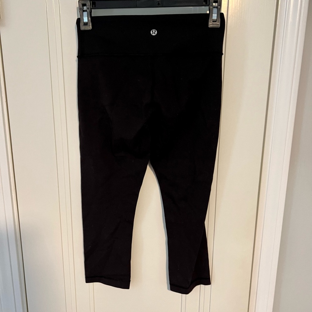 Lululemon capris